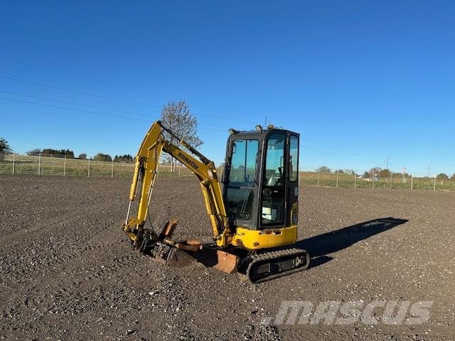 Komatsu PC16R HS Mini bageri <7t
