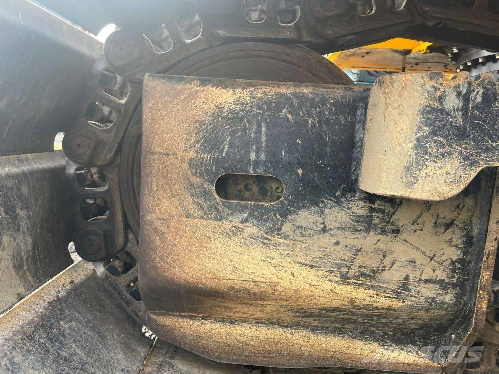 JCB 140 X LC Bageri gusjeničari