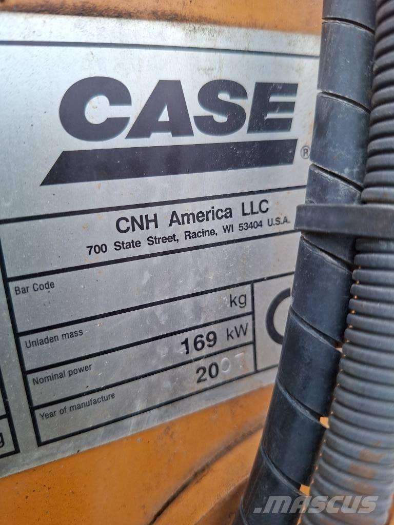 CASE 821 E Utovarivači na kotačima