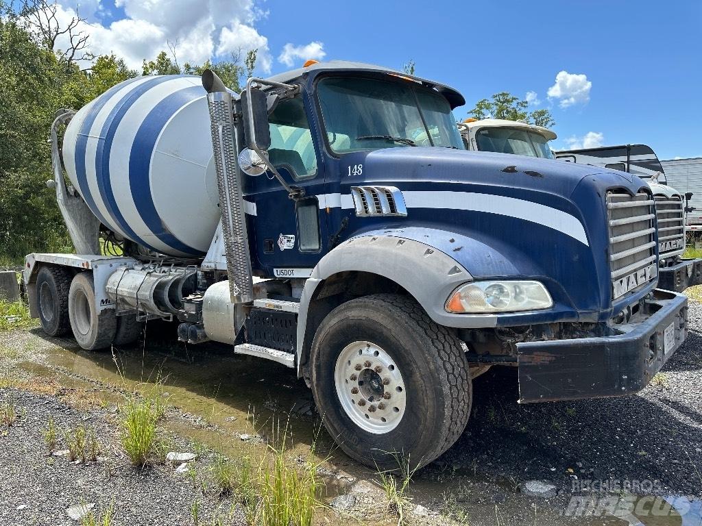 Mack GU 800 Ostali kamioni