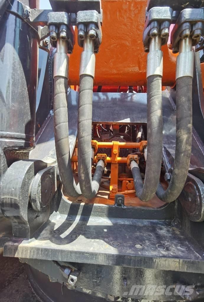 Doosan DX 225 LC-9C Bageri gusjeničari