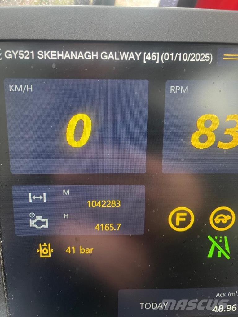 Komatsu 901 TX Harversteri