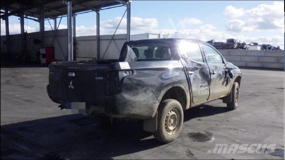 Mitsubishi L 200 4 Kiperi