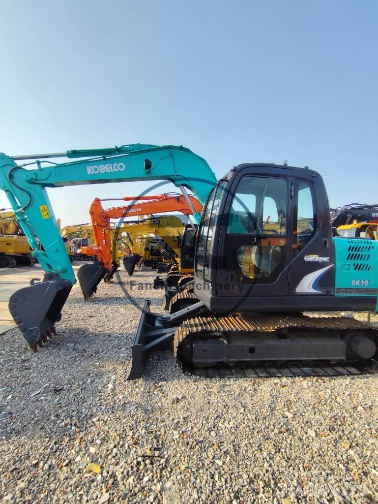Kobelco SK 75 Bageri gusjeničari