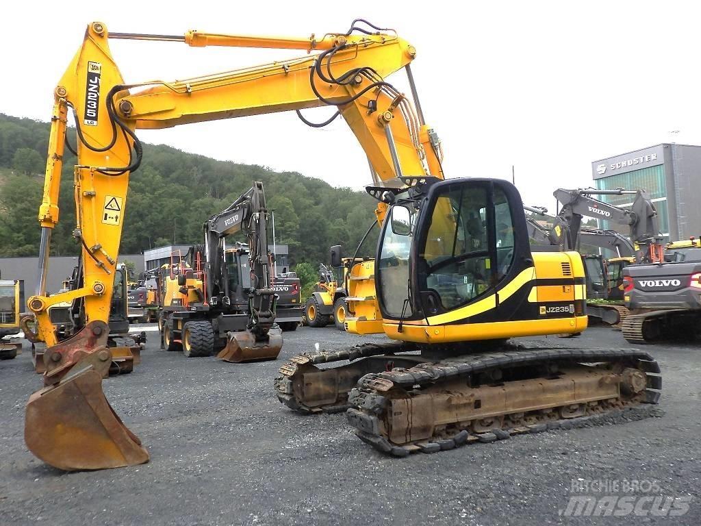 JCB JZ 235 LC Bageri gusjeničari