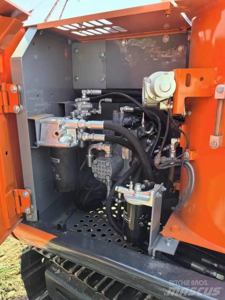 Hitachi ZX 120 Bageri gusjeničari