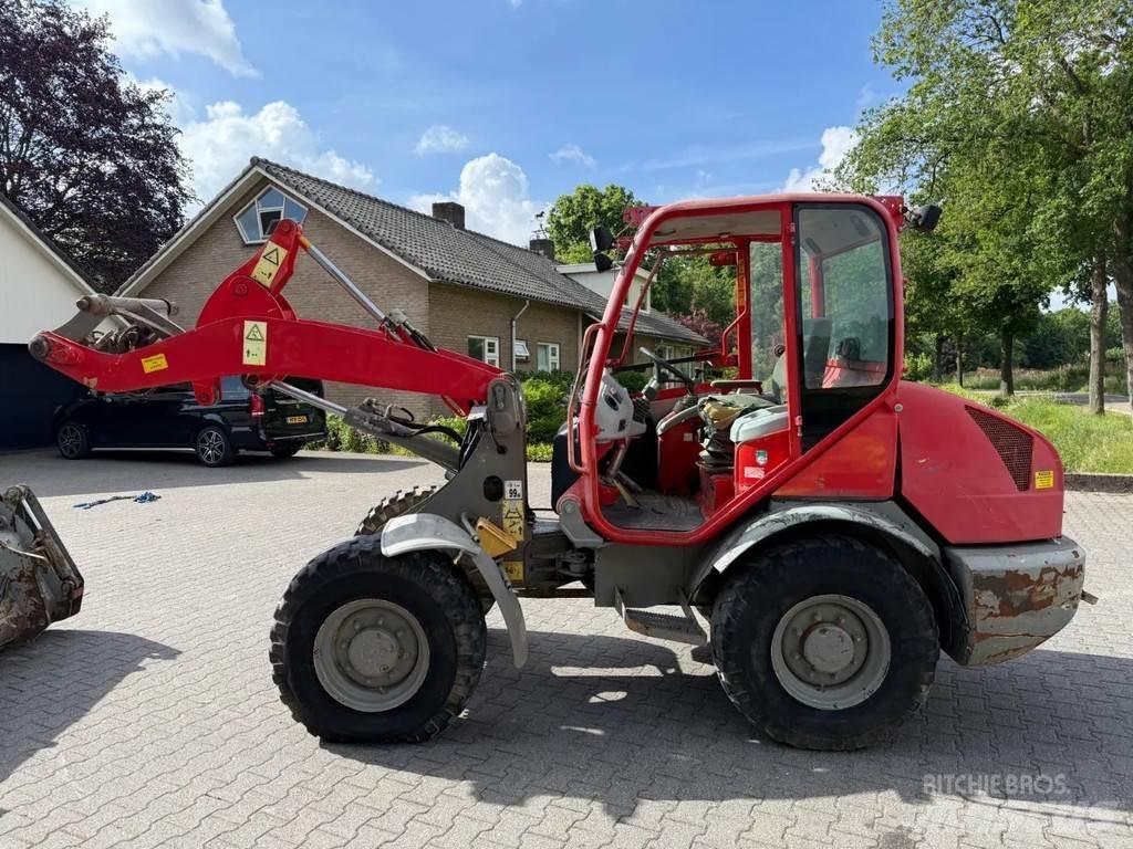 Komatsu WA70-5 Utovarivači na kotačima