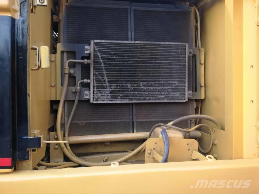 CAT 320C Bageri gusjeničari