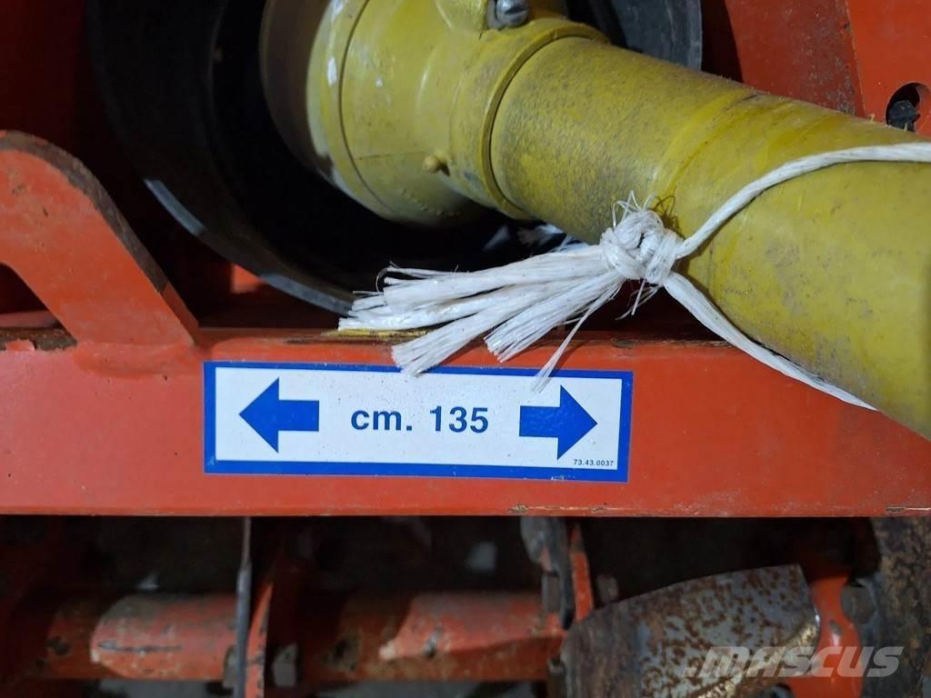 Kubota B2150 Rukovanje materijalom – ostalo