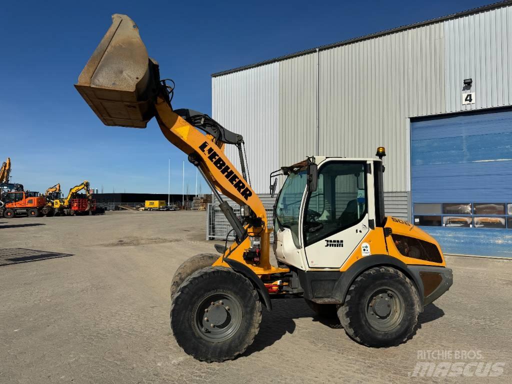 Liebherr L 506 Utovarivači na kotačima