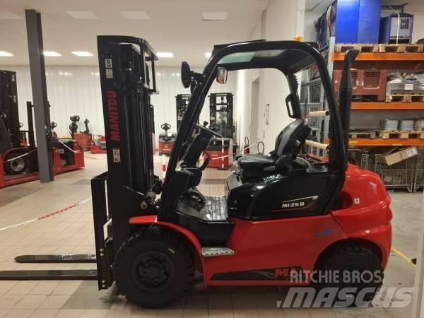 Manitou MI25D Terenski viličar