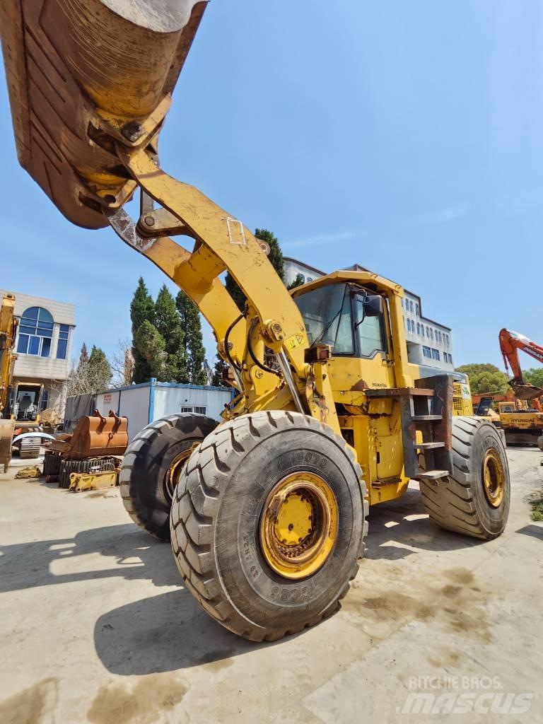 Komatsu WA 500 Utovarivači na kotačima