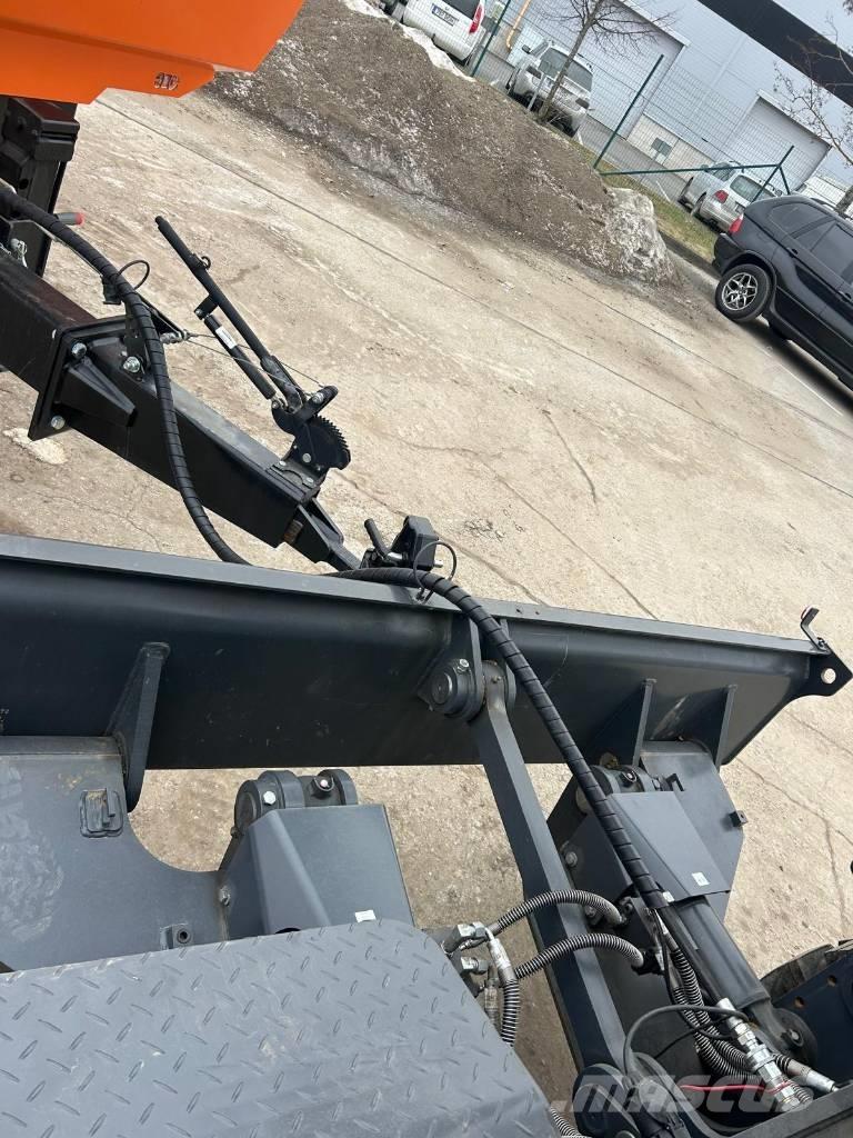 Develon DX 100 W-7 Bageri na kotačima