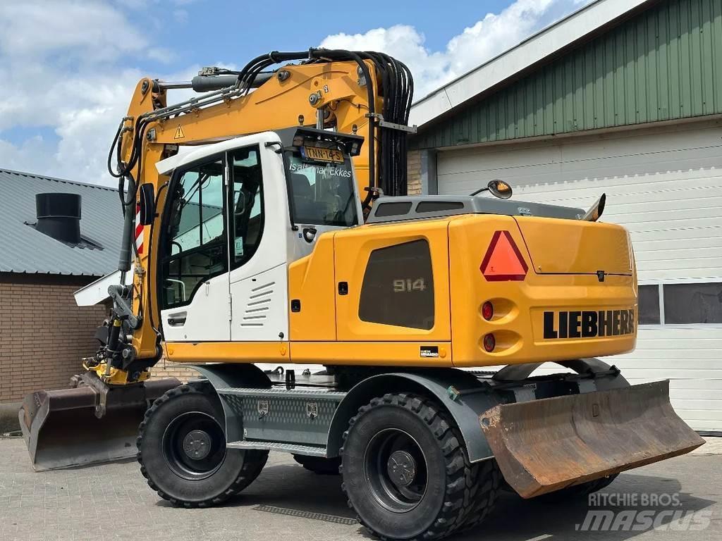 Liebherr A914 Bageri na kotačima
