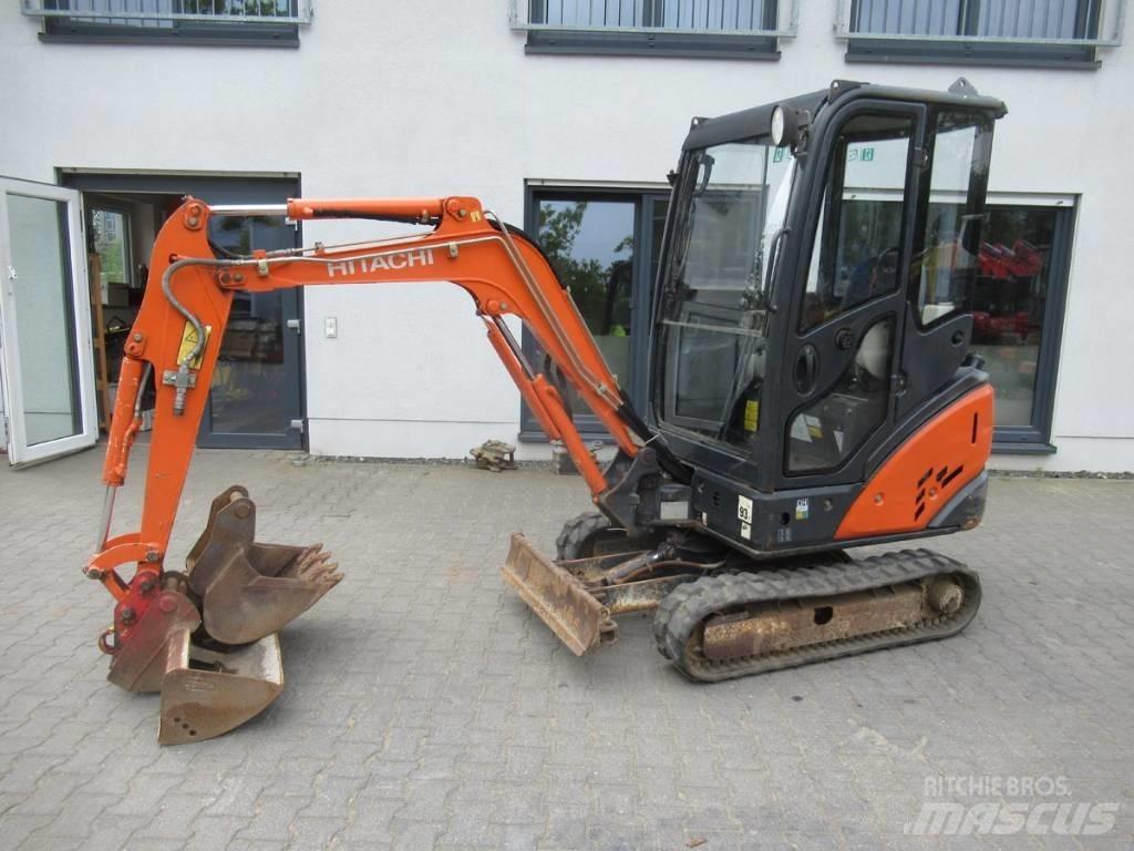 Hitachi ZX 18-3 CLR Mini bageri <7t