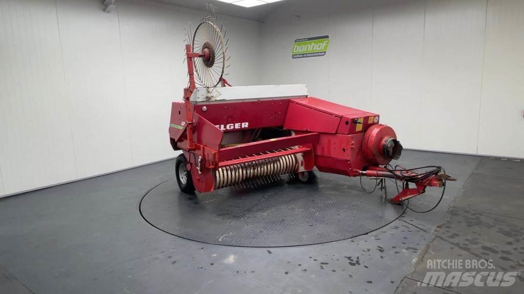 Welger AP 630 Balirke za kockaste bale