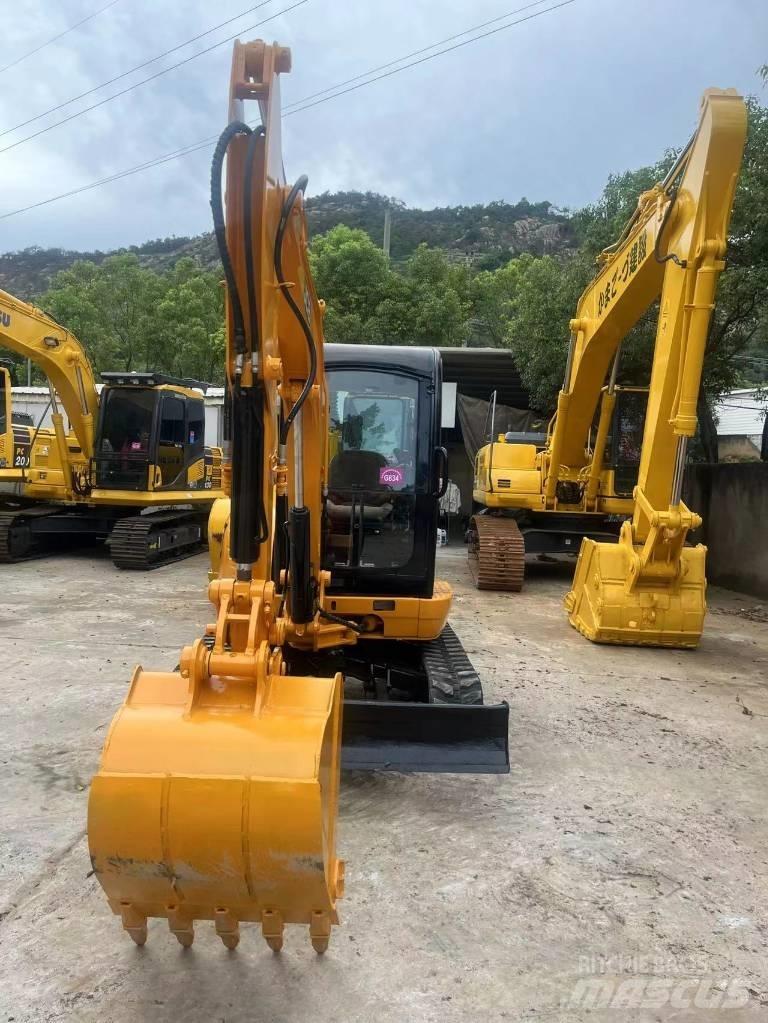 JCB 8035 Bageri gusjeničari