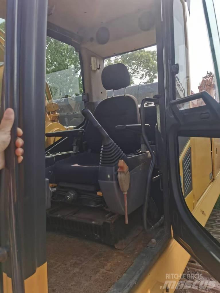Komatsu PC 400-7 Bageri gusjeničari