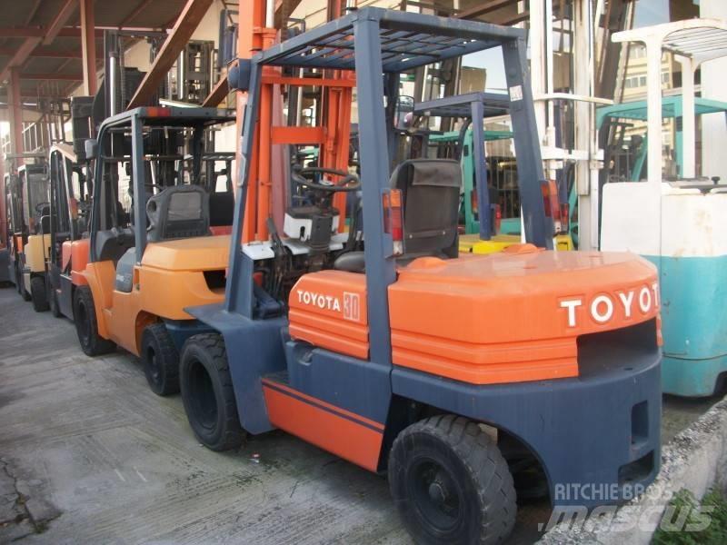 Toyota 5 FD 30 Dizelski viličari