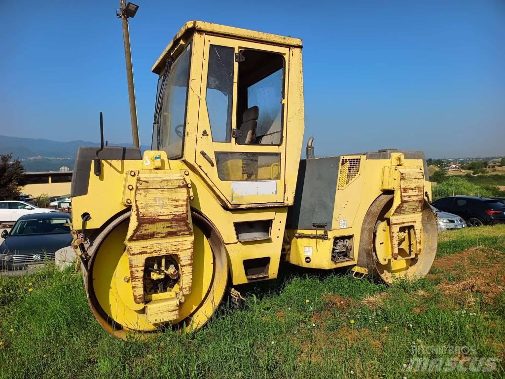 Bomag BW 151 AD-2 Valjci sa dvojnim bubnjem