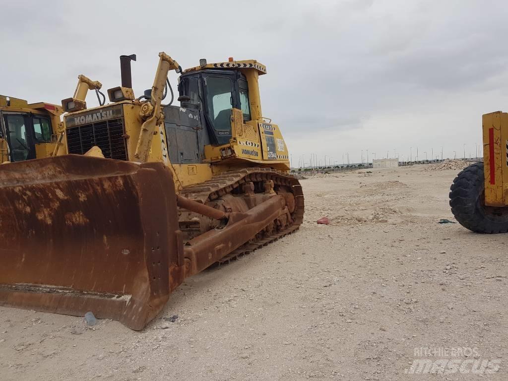 Komatsu D 275 AX Buldožeri gusjeničari