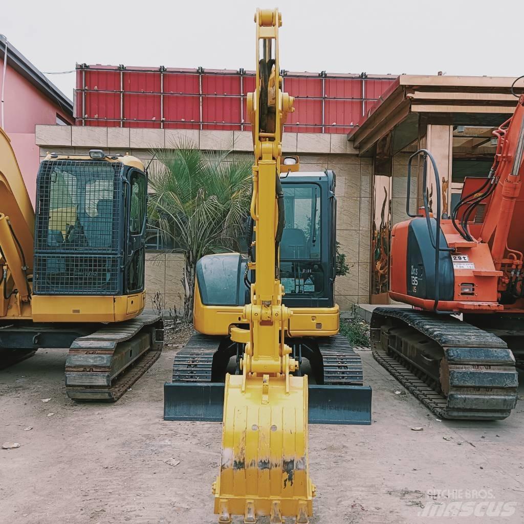 Komatsu PC 40 Bageri gusjeničari