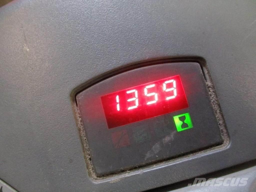 BT LWE 180 Nisko podizni električni viličar