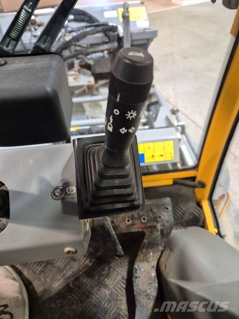 Stiga TITAN 32 H Pomoćni strojevi