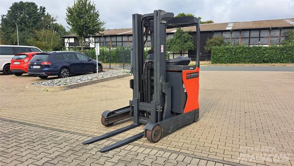 Linde R14B Viličari sa pomičnim stupom