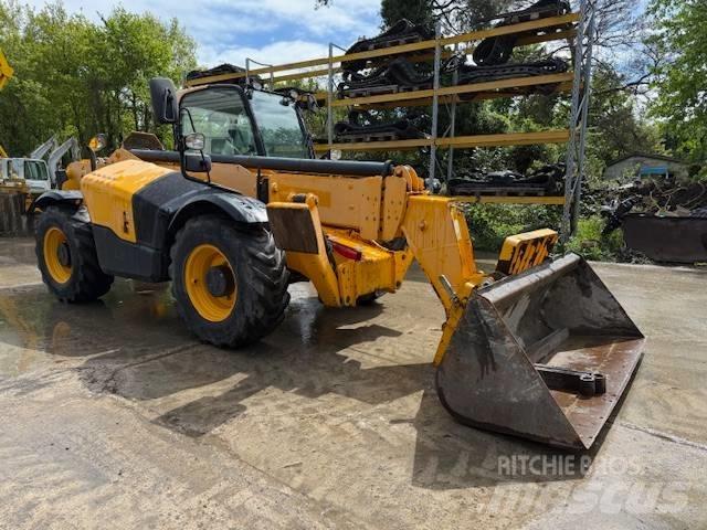 JCB 540-140 Teleskopski viličari