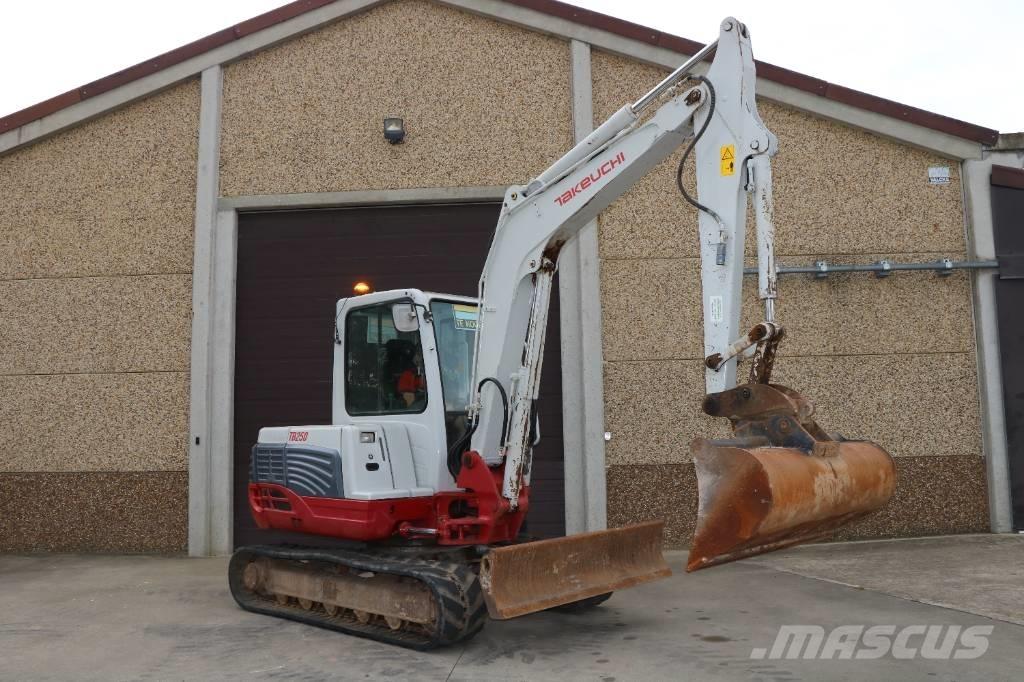 Takeuchi TB 250 Mini bageri <7t