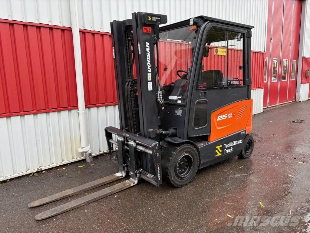 Doosan B 25 X-7 Električni viličari