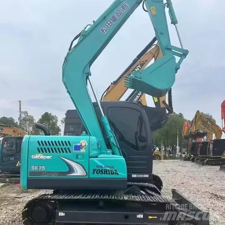 Kobelco SK75 Bageri gusjeničari