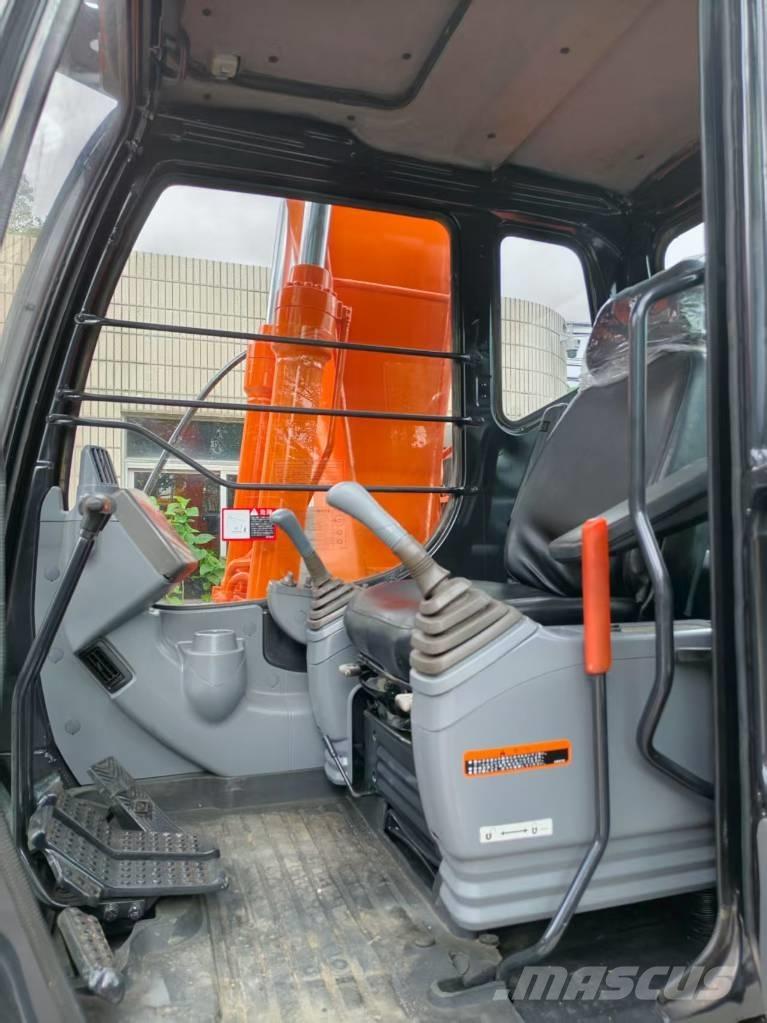 Hitachi ZX 120 Bageri gusjeničari