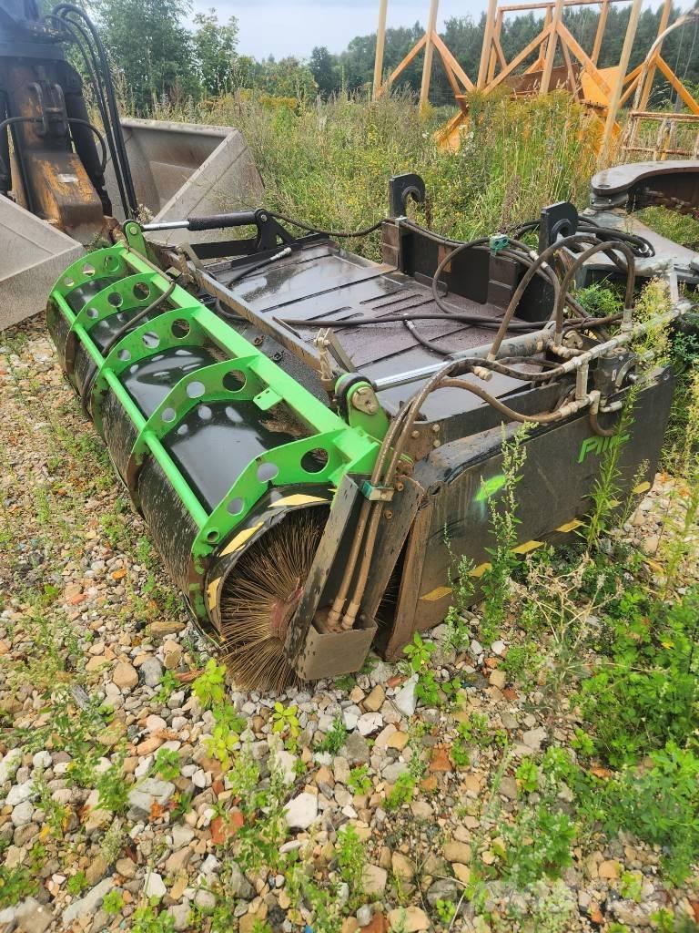 PMC SWB2500 Strojevi za metenje