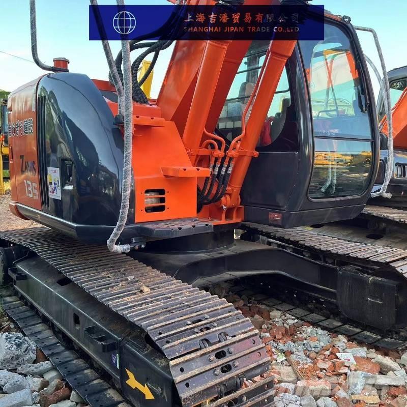 Hitachi ZX 135 Bageri gusjeničari
