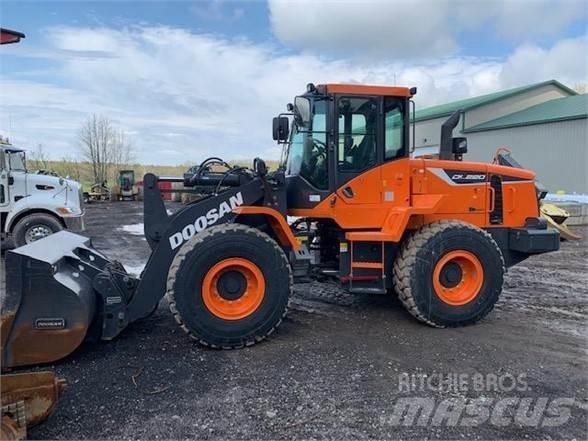 Doosan DL220-5 Utovarivači na kotačima
