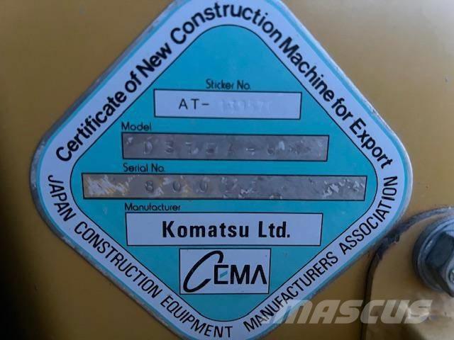 Komatsu D385 Buldožeri gusjeničari