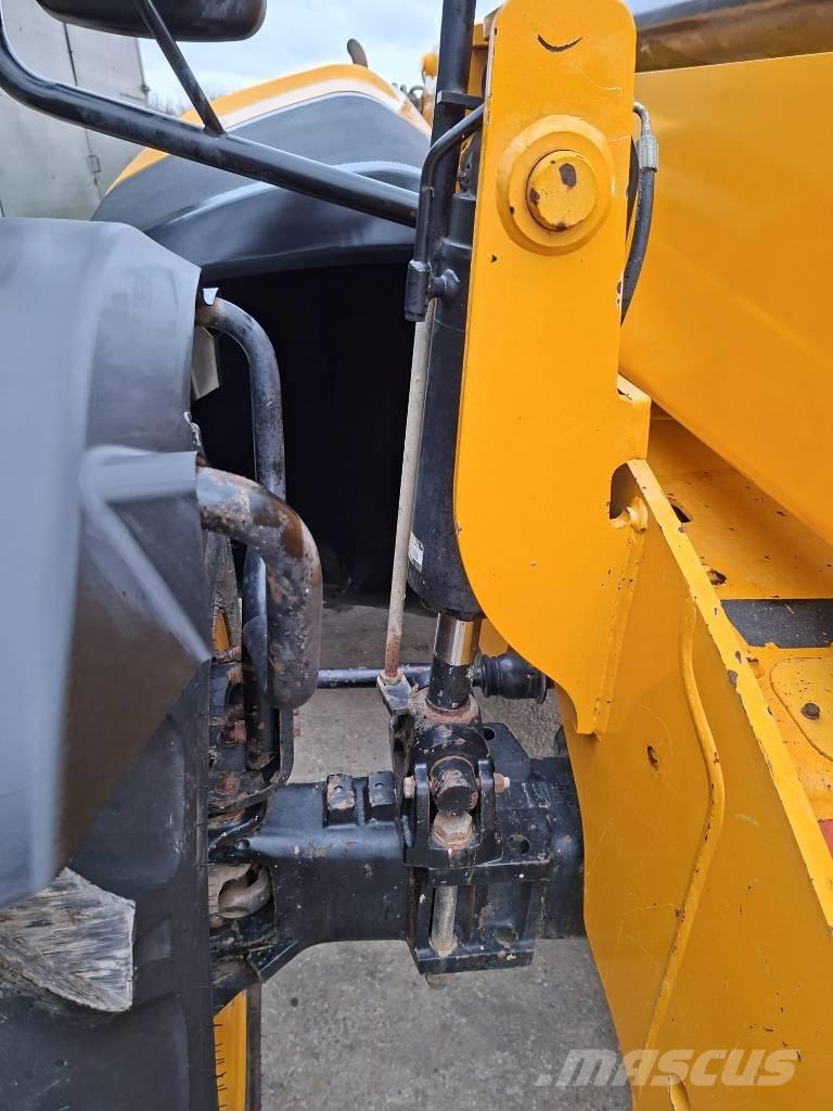 JCB 535-125 Teleskopski viličari