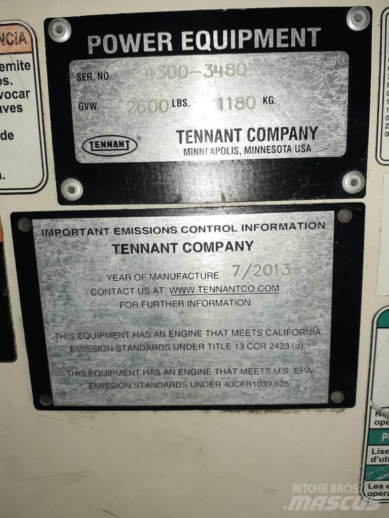Tennant ATLV4300 Strojevi za metenje