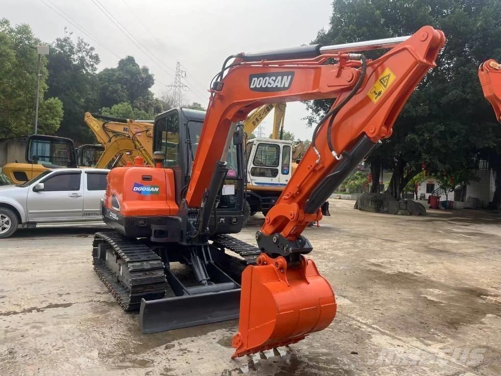 Doosan DX55-9C Mini bageri <7t