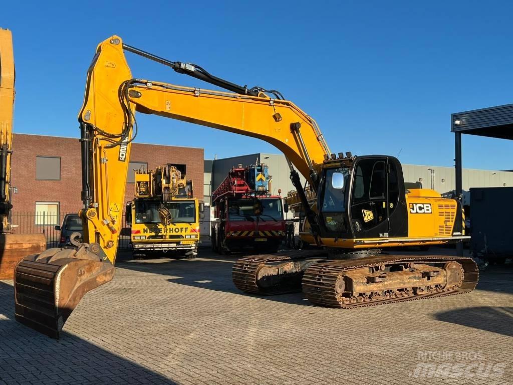 JCB JS 220 LC Bageri gusjeničari
