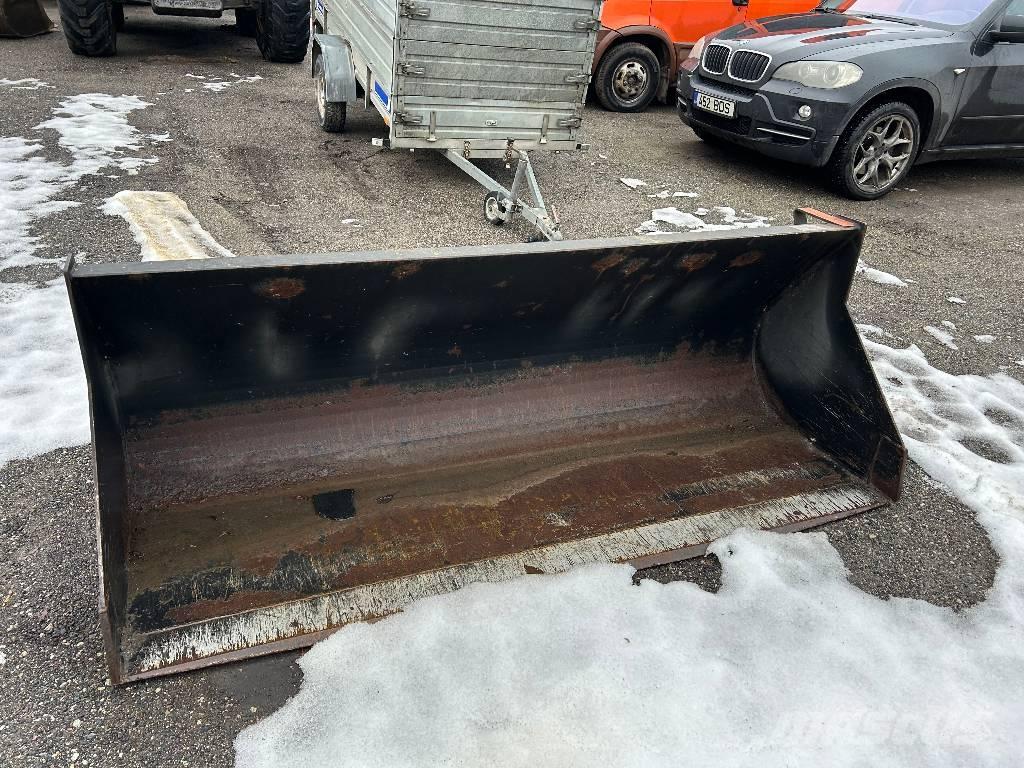 Manitou MRT 3050 Teleskopski viličari