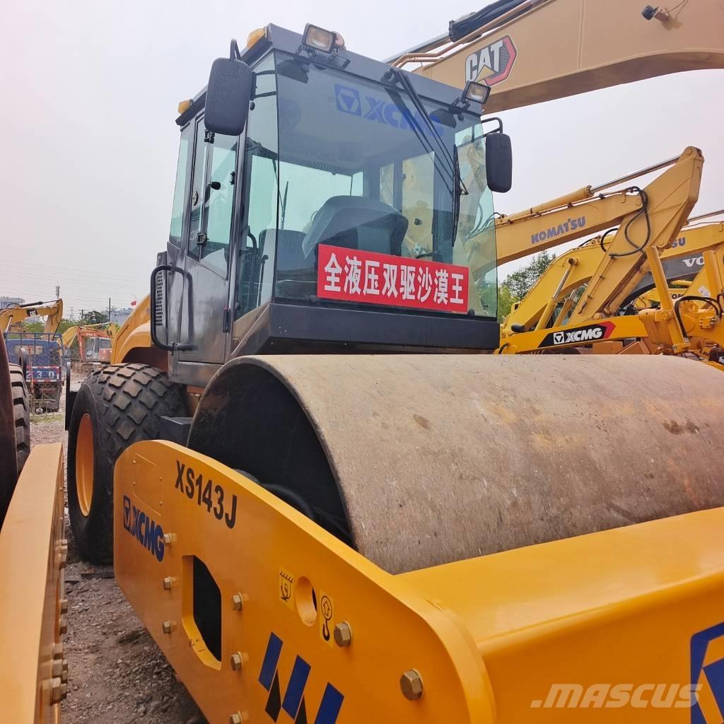 XCMG XS143J Bageri gusjeničari