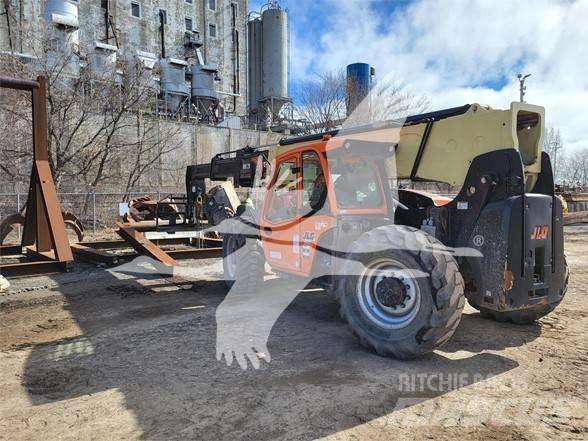 JLG 1255 Teleskopski viličari