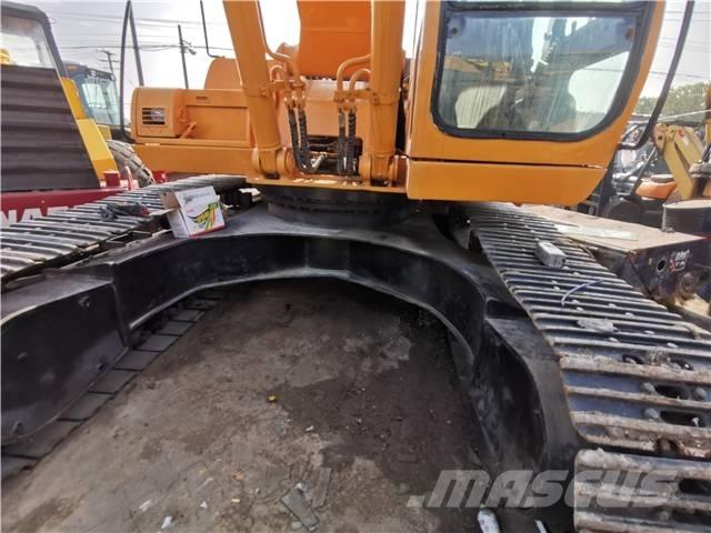 Hyundai 340 Bageri gusjeničari