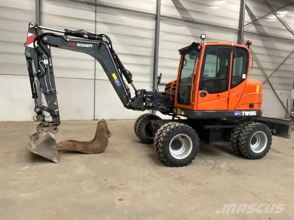 Yanmar TW 95 Bageri na kotačima