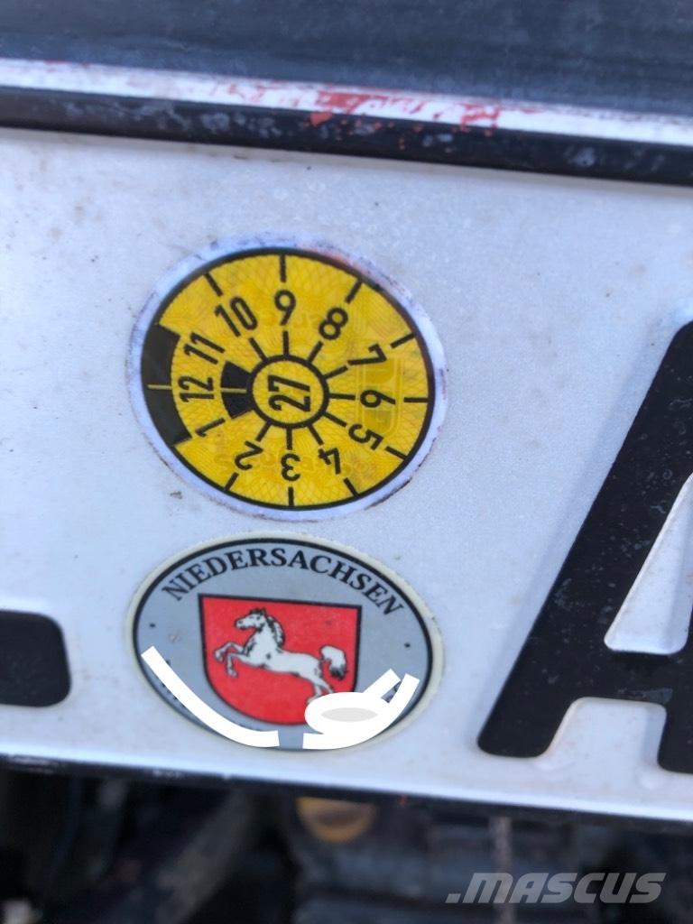 Shibaura ST 330 HST Kompaktni (mali) traktori