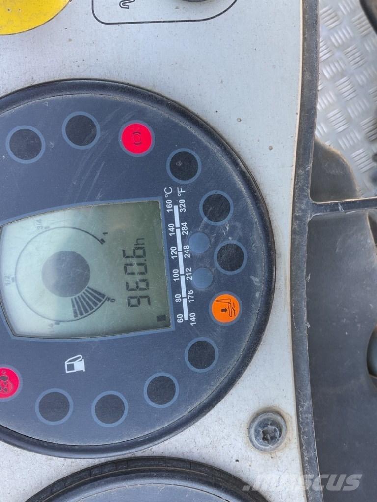 Bomag BW 138 AD-5 Valjci sa dvojnim bubnjem