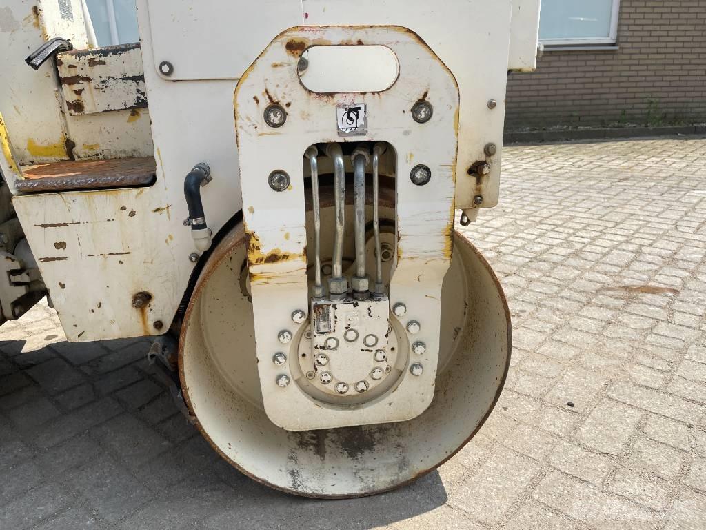 Bomag BW100ADM-2 Valjci sa dvojnim bubnjem